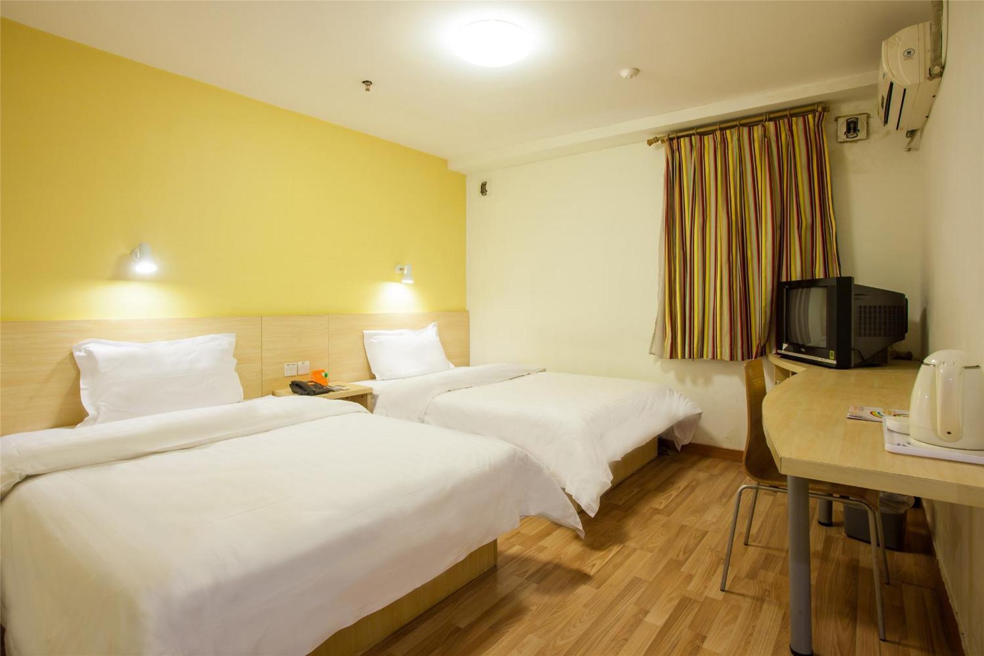 7Days Inn Beijing Shunyi Development Zone Xiandai Auto Mall المظهر الخارجي الصورة